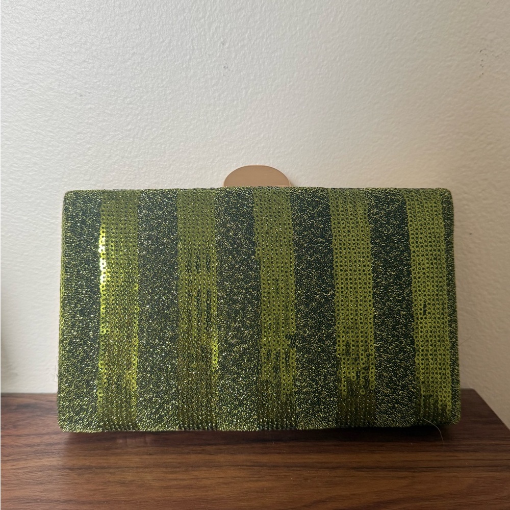 Green sequin clutch with removable gold chain